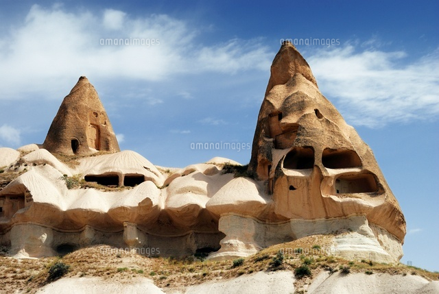 Group of fairy's chimneys
(c)LUCIO RUIZ PASTOR/SEBUN PHOTO