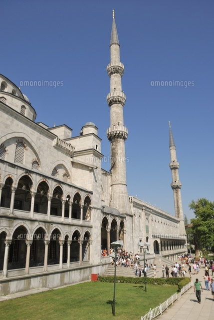 Sultan Ahmet I Mosque or Blue Mosque, east facade
(c)LUCIO RUIZ PASTOR/SEBUN PHOTO