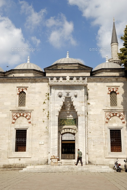 Bayezid II mosque West Gate
(c)LUCIO RUIZ PASTOR/SEBUN PHOTO