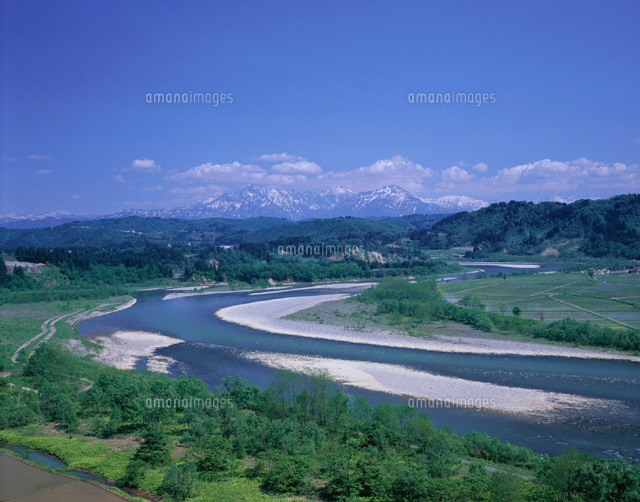 信濃川と越後三山 小千谷市 新潟県
(c)YOSHIO SHINKAI/SEBUN PHOTO