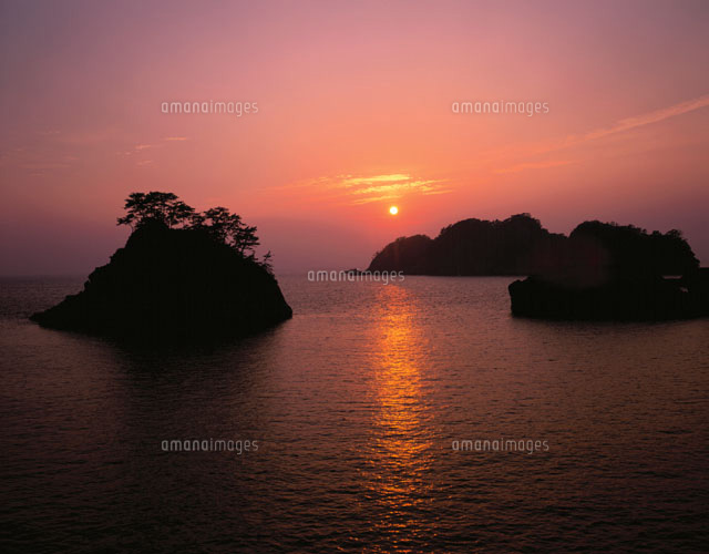 堂ヶ島夕日 西伊豆町 静岡県
(c)YOSHIO SHINKAI/SEBUN PHOTO