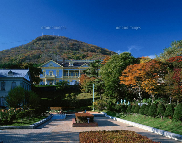 元町公園の函館山の風景 秋 函館市 北海道
(c)YOSHIO SHINKAI/SEBUN PHOTO
