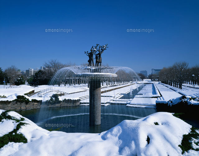 雪の国営昭和記念公園 立川市 東京都
(c)YOSHIO SHINKAI/SEBUN PHOTO