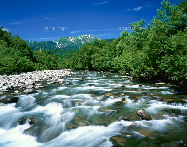 銀山平の北ノ又川と越後駒ケ岳
(c)YOSHIO SHINKAI/SEBUN PHOTO