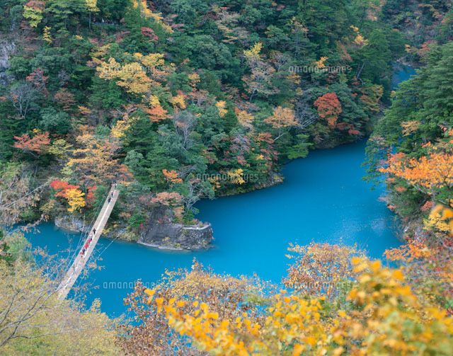 秋の寸又峡
(c)YOSHIO SHINKAI/SEBUN PHOTO