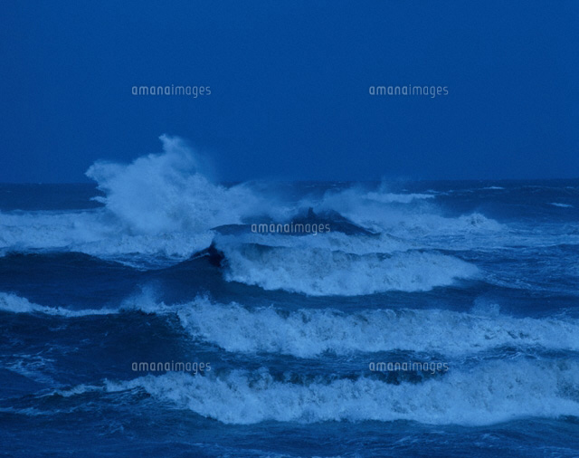 荒れる海
(c)KAZUNORI ARAKI/SEBUN PHOTO