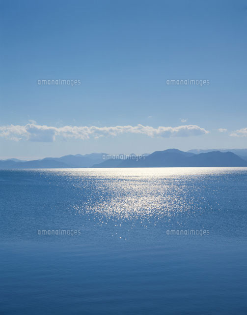 輝く猪苗代湖 福島県
(c)KAZUNORI ARAKI/SEBUN PHOTO