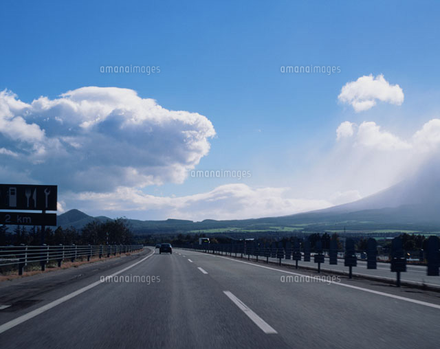 東北自動車道の風景
(c)KAZUNORI ARAKI/SEBUN PHOTO