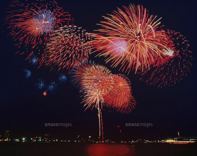 東京湾花火大会 芝浦 東京都
(c)STUDIO SATO/orion