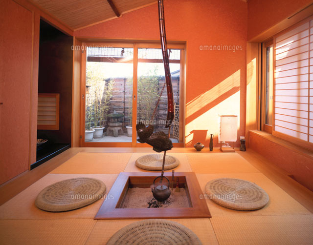 囲炉裏のある和室
(c)STUDIO SATO/orion