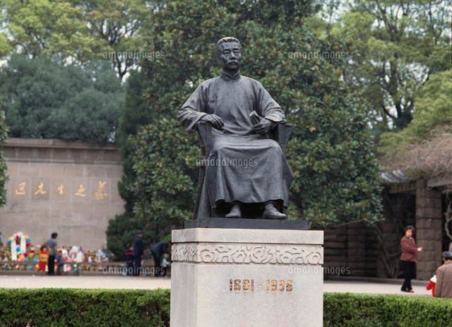 魯迅の像 上海 中国
(c)SAN HOYANO/SEBUN PHOTO