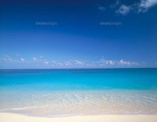 パラダイスビーチの海と空の風景 ナッソー バハマ
(c)SAN HOYANO/SEBUN PHOTO