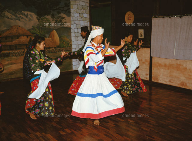 ネパールダンス
(c)GAKU HOYANO/SEBUN PHOTO