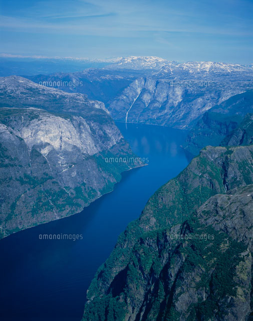 ソグネフィヨルドの空撮 ノルウェー
(c)WEST SIDE/SEBUN PHOTO