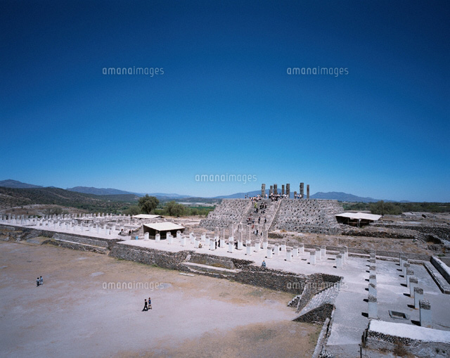 トゥーラ遺跡の全景 メキシコ
(c)WEST SIDE/SEBUN PHOTO