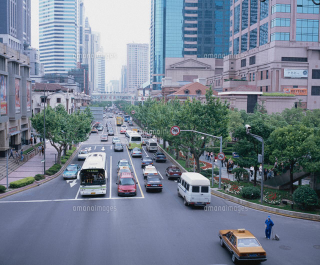 淮海中路 の繁華街 上海 中国
(c)WEST SIDE/SEBUN PHOTO