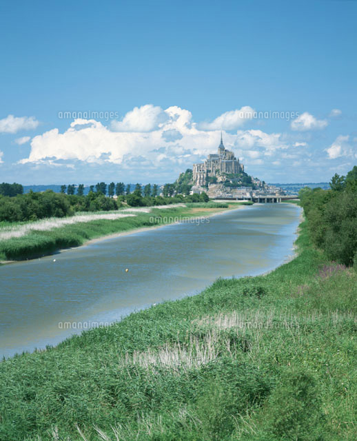 モンサンミシェル修道院の風景 フランス
(c)WEST SIDE/SEBUN PHOTO