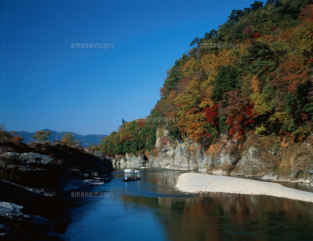 秋の長瀞 埼玉県
(c)TAKASHI SATO/SEBUN PHOTO
