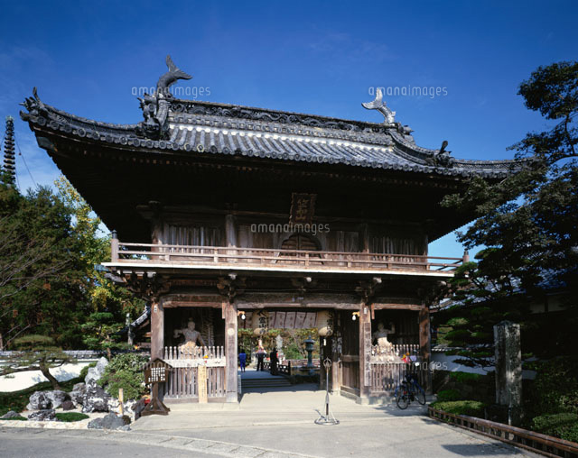 霊山寺(第一番札所) 鳴門市 徳島県
(c)TAKASHI SATO/SEBUN PHOTO