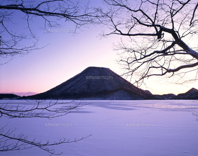 朝の榛名富士 群馬県
(c)TAKASHI SATO/SEBUN PHOTO