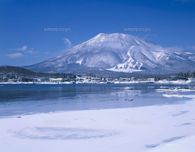 黒姫山と野尻湖 信濃町 長野県
(c)TAKASHI SATO/SEBUN PHOTO