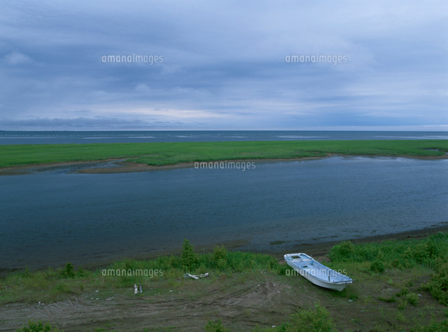 尾岱沼と小舟 北海道
(c)TAKASHI SATO/SEBUN PHOTO