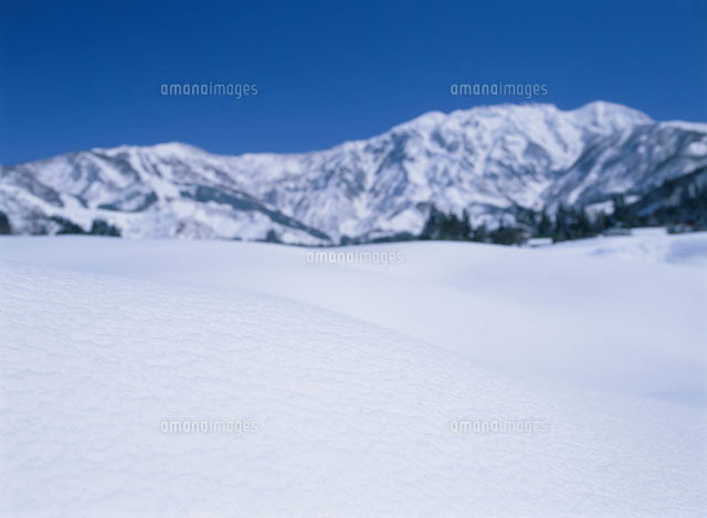 雪原と八海山
(c)TAKASHI SATO/SEBUN PHOTO