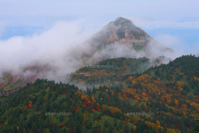 朝霧と笠ヶ岳
(c)TAKASHI SATO/SEBUN PHOTO