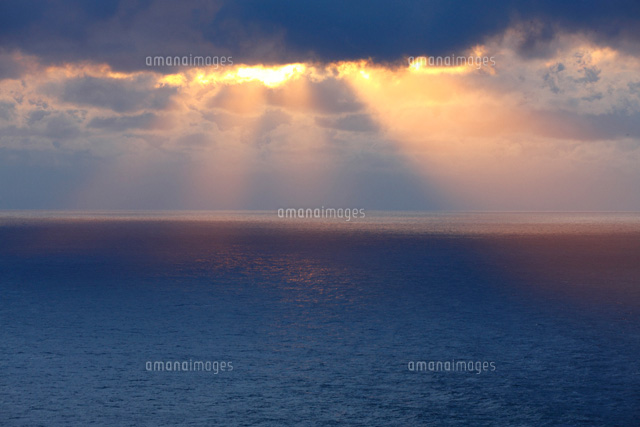 越前海岸夕景
(c)TAKASHI SATO/SEBUN PHOTO