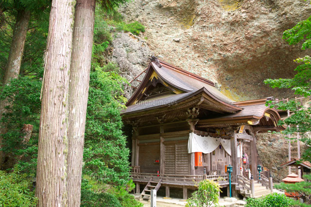 岩屋寺(四国八十八箇所第45番札所)
(c)TAKASHI SATO/SEBUN PHOTO