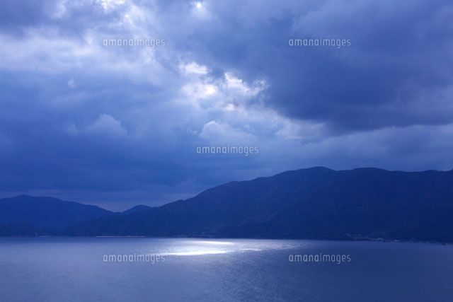 敦賀湾夕景
(c)TAKASHI SATO/SEBUN PHOTO