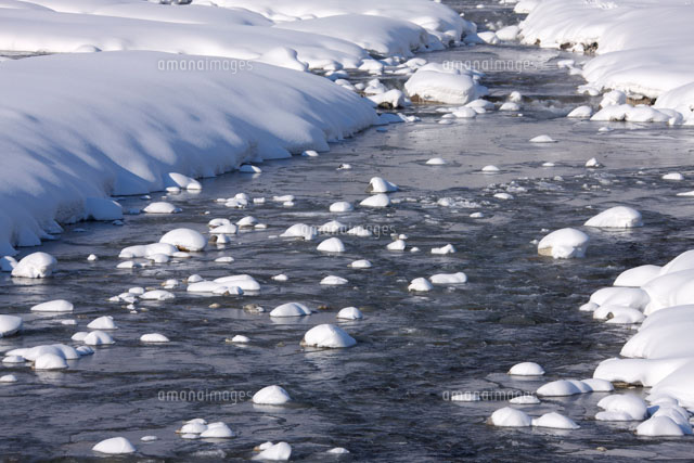 雪の姫川
(c)TAKASHI SATO/SEBUN PHOTO