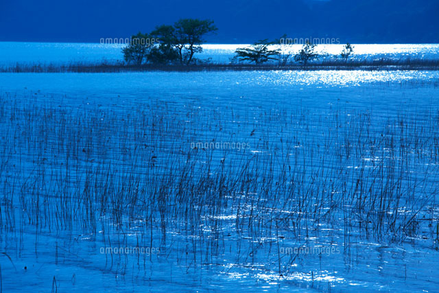 田沢湖夕景
(c)TAKASHI SATO/SEBUN PHOTO