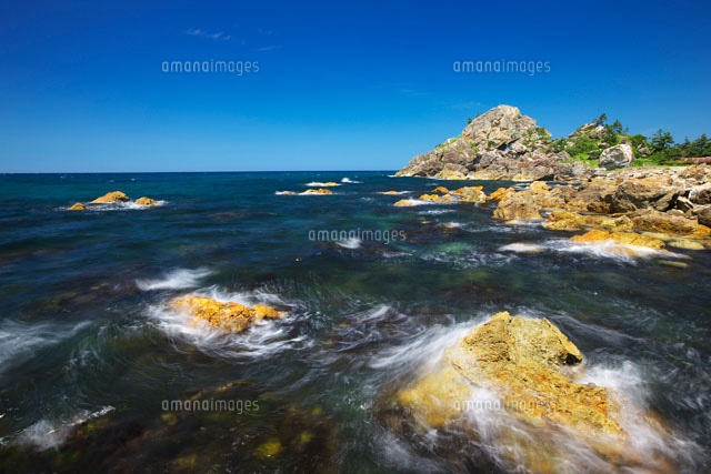 能登半島 曽々木海岸の窓岩
(c)TAKASHI SATO/SEBUN PHOTO