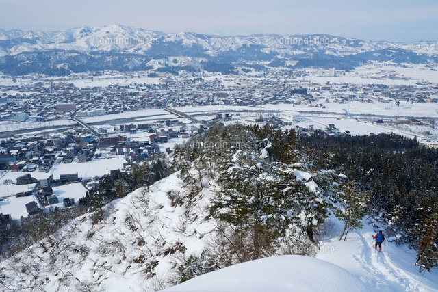 坂戸山から六日町市街
(c)TAKASHI SATO/SEBUN PHOTO