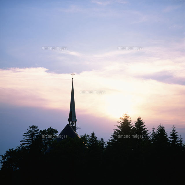 アデナウアー教会夕景
(c)GUY MARCHE/SEBUN PHOTO