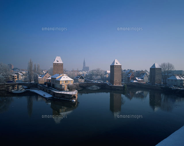 クヴェール橋 ストラスブール アルザス フランス
(c)GUY MARCHE/SEBUN PHOTO