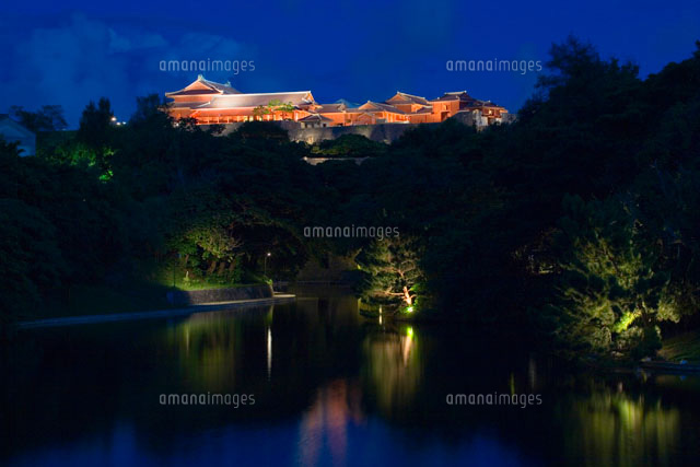 首里城の夕景
(c)NOBUAKI SUMIDA/SEBUN PHOTO