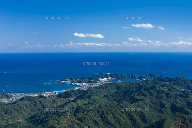 那智勝浦の街並みと海
(c)NOBUAKI SUMIDA/SEBUN PHOTO