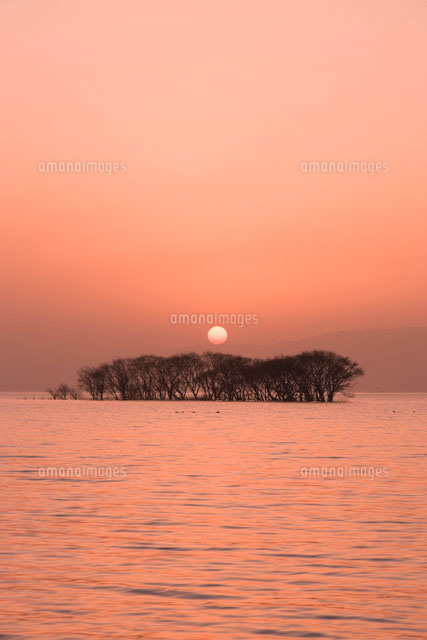 琵琶湖と夕日
(c)NOBUAKI SUMIDA/SEBUN PHOTO