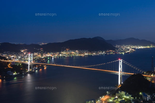 火の山公園からみた関門橋と関門海峡 夕景
(c)NOBUAKI SUMIDA/SEBUN PHOTO