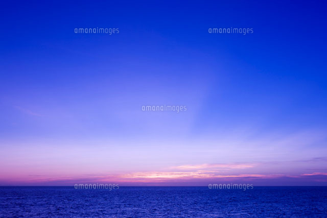 与論島の海 夕景
(c)NOBUAKI SUMIDA/SEBUN PHOTO