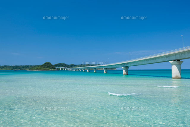 角島大橋と角島
(c)NOBUAKI SUMIDA/SEBUN PHOTO