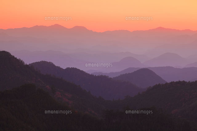 紀伊山地の夕景
(c)NOBUAKI SUMIDA/SEBUN PHOTO