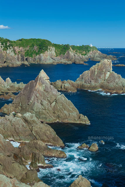 海金剛と樫野崎灯台
(c)NOBUAKI SUMIDA/SEBUN PHOTO