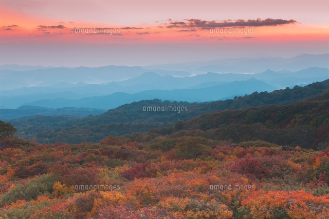 鳥海山から見た朝日
(c)NOBUAKI SUMIDA/SEBUN PHOTO