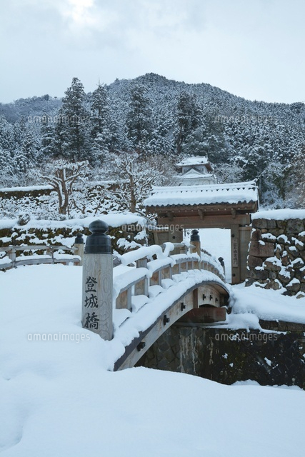 雪の出石城跡
(c)NOBUAKI SUMIDA/SEBUN PHOTO