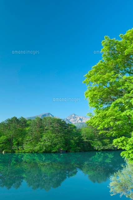 新緑の五色沼と磐梯山
(c)NOBUAKI SUMIDA/SEBUN PHOTO