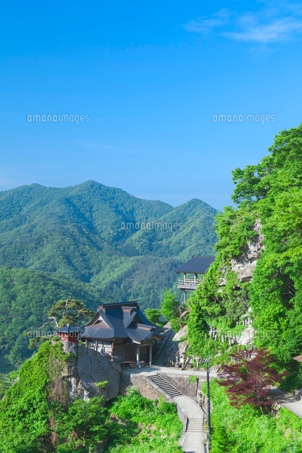新緑の山寺
(c)NOBUAKI SUMIDA/SEBUN PHOTO