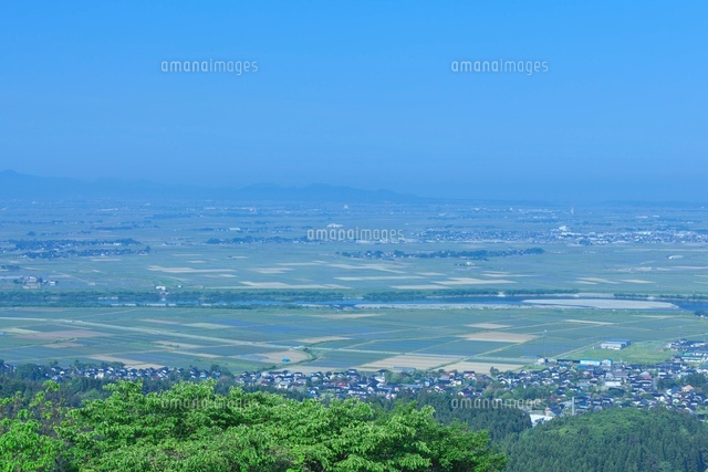 春の最上川と庄内平野
(c)NOBUAKI SUMIDA/SEBUN PHOTO